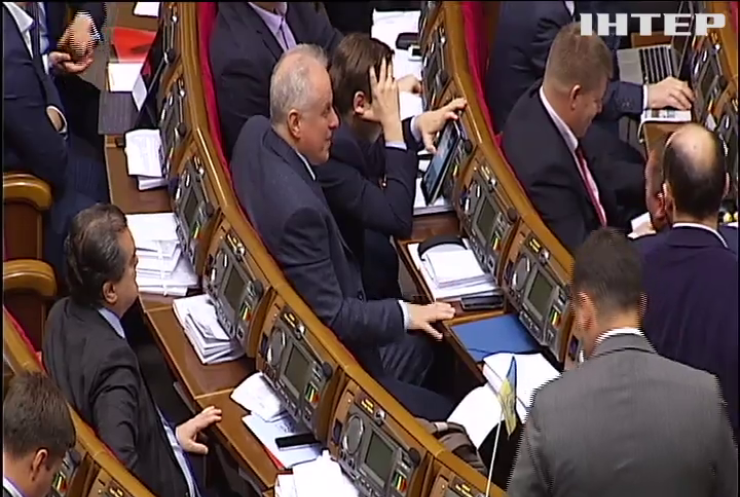 У бюджет-2017 депутати внесли тисячі правок
