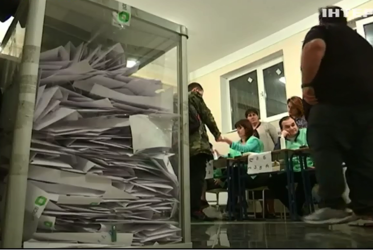 В Грузии правящая партия может получить большинство в парламенте 
