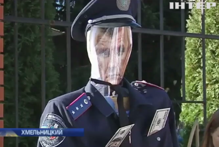 В Хмельницком требуют отставки начальника полиции