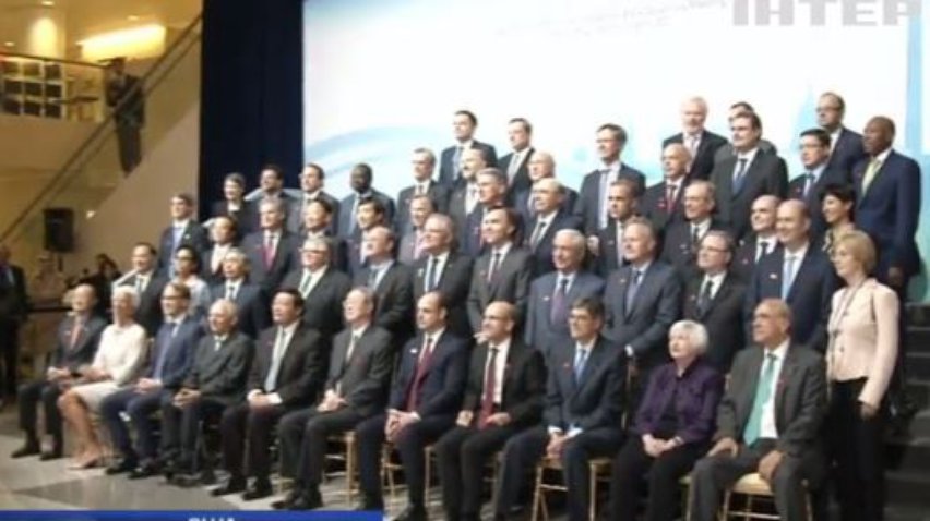 На сесії МВФ Олександр Данилюк зустрівся з міністром фінансів Німеччини
