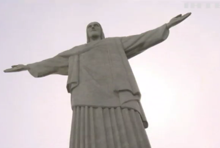 Христос-спаситель из Рио оказался под угрозой разрушения
