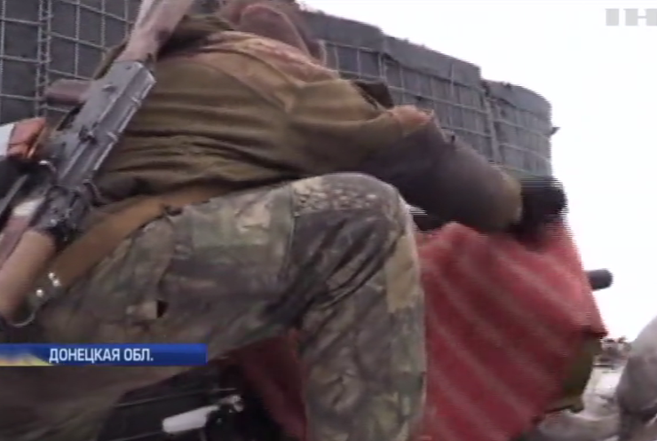 На Светлодарской дуге полсотни боевиков атаковали военных Украины 