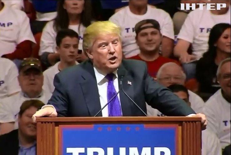 Дональд Трамп грозився побити виборця у Лас-Вегасі