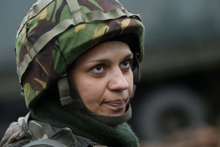 У Сумах жінки жадають служити у армії за контрактом