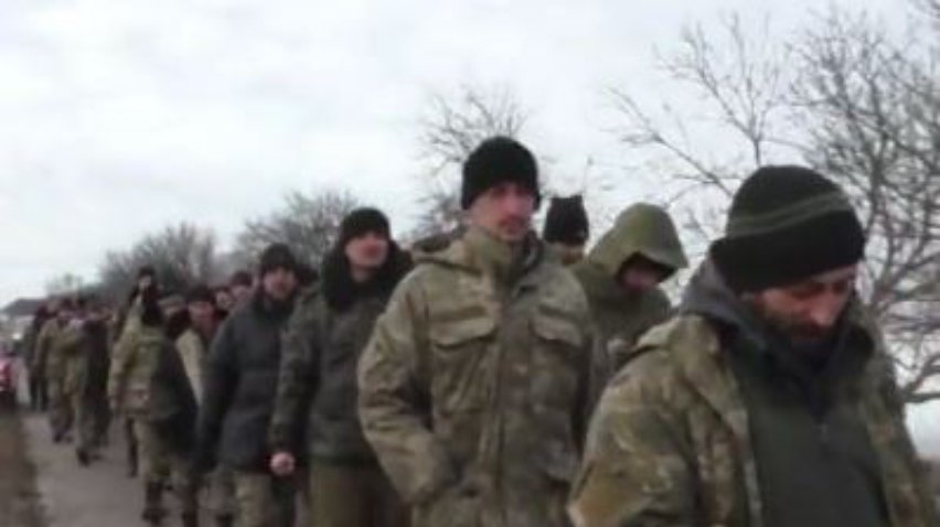 Військові 53 бригади сплять на матрасах з вошами (відео)