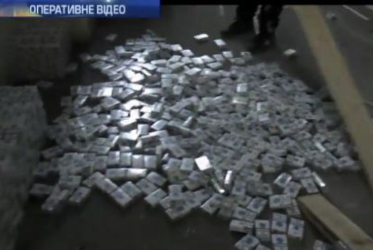 На Львівщині упіймали контрабандиста цигарок