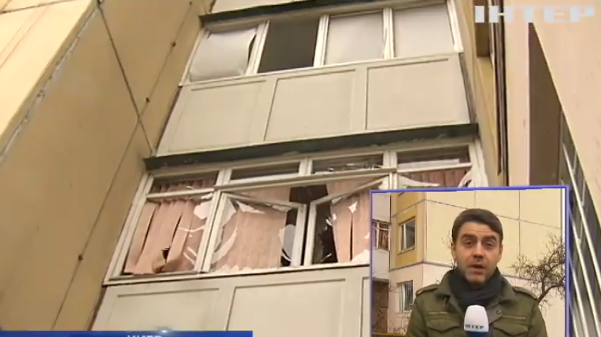 В Киеве взрывной волной выбило окна в жилом доме