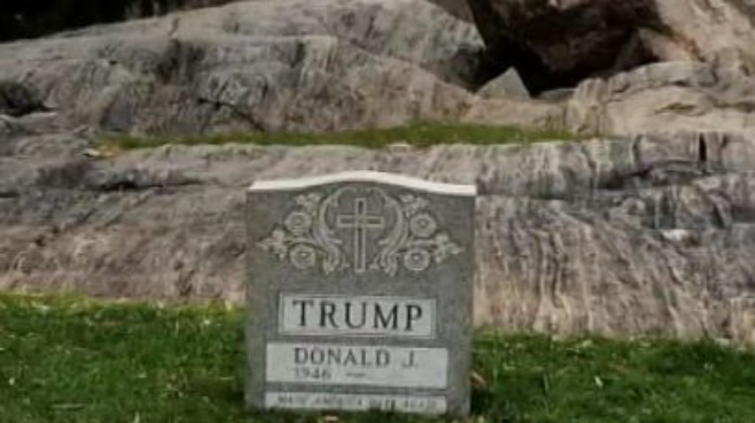 Дональда Трампа "похоронили" в Нью-Йорке