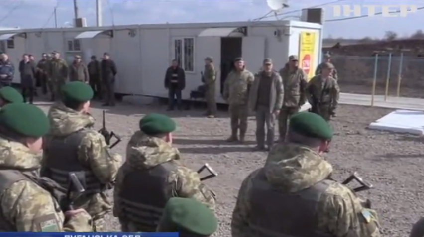 На Луганщині бойовики не випускають людей на підконтрольну Україні територію