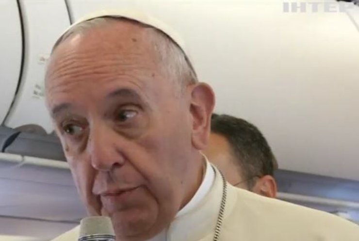 Папа Римський відвідав мігрантів на Лесбосі