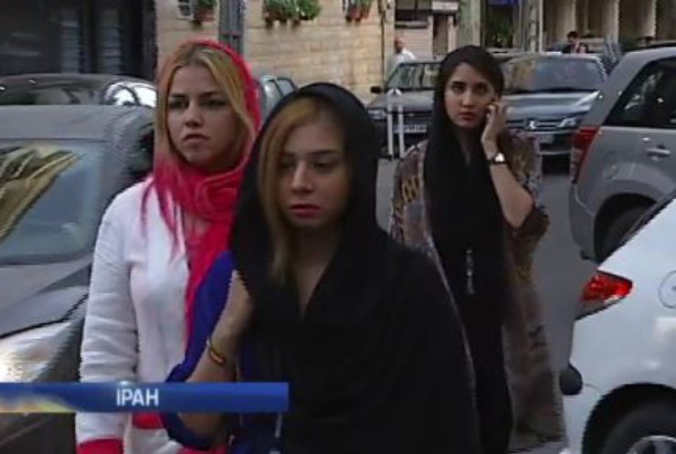 В столиці Ірану поліція перевірятиме поведінку жінок