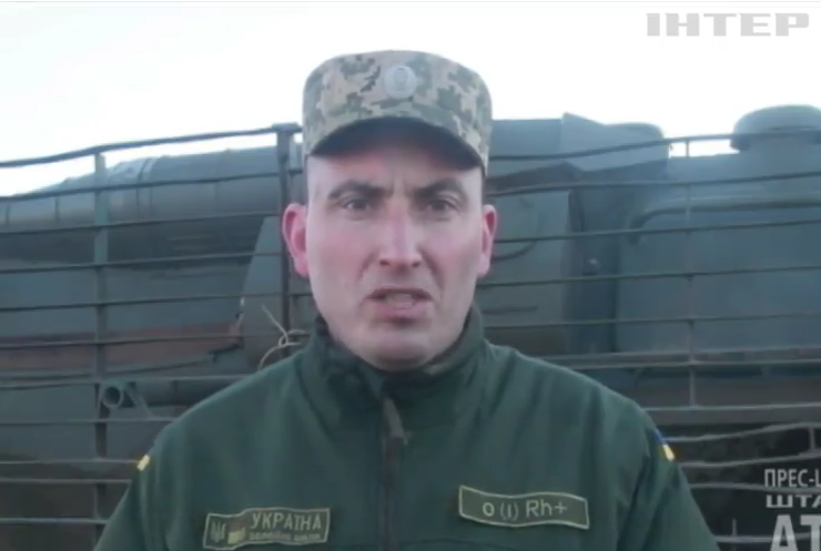 Військові на Донбасі відбивають атаки ворога