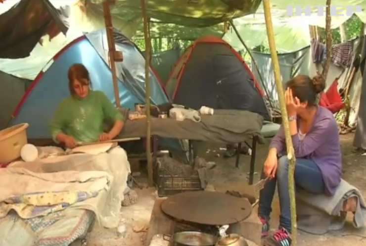 Мігранти у Греції створюють бізнес у таборах