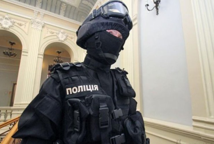 В Одессе полицейский шантажировал предпринимателя на 75 тысяч гривен