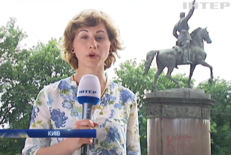 У Києві добиваються демонтажу пам'ятника Щорсу