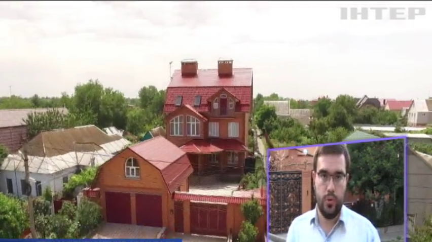 Журналисты в Николаеве не застали дома Николая Романчука