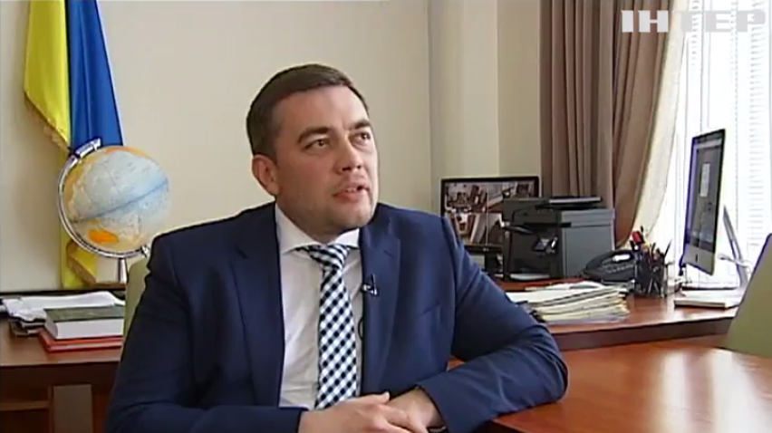 Коррупционеры неконтролируемо дерибанят земли Украины