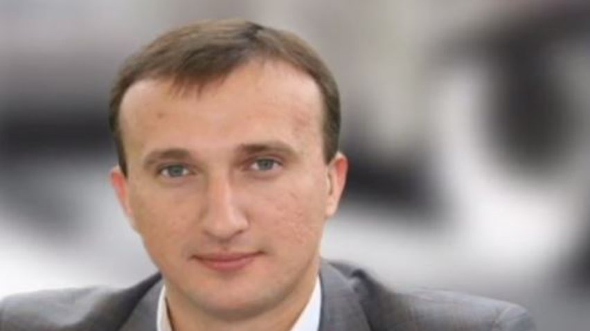 Владимир Карплюк скрылся от прокуратры из-за угрозы семье
