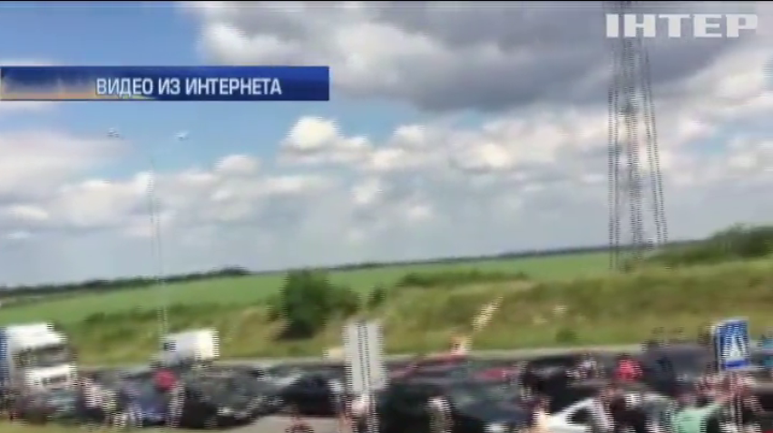 Украинцы блокируют пункты пропуска на границе с Польшей