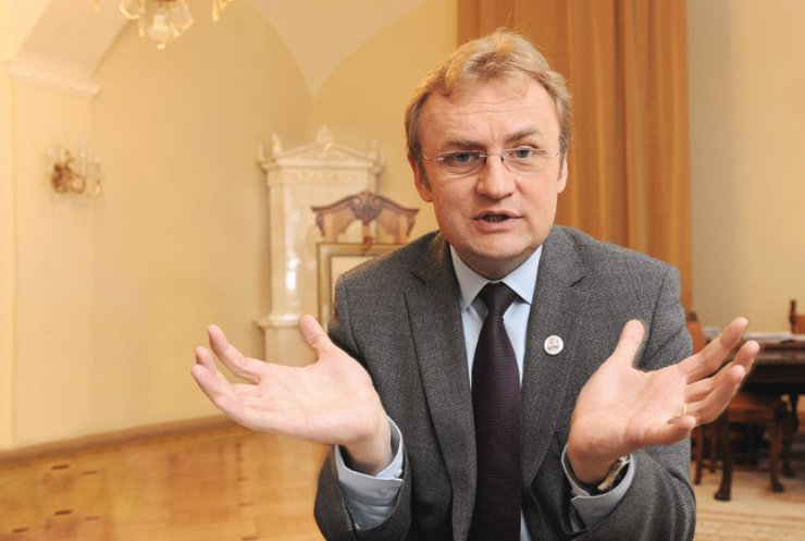 Мэром Андреем Садовым не довольны 56% львовян