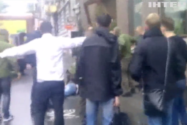 В Киеве детективы НАБУ и прокуроры сошлись в рукопашной