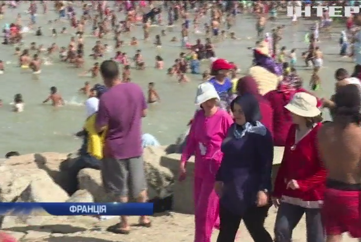 У Франції розглядають заборону купальника для мусульманок