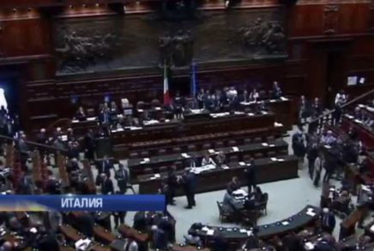 Парламент Италии отказал комику в снятии санкций с России