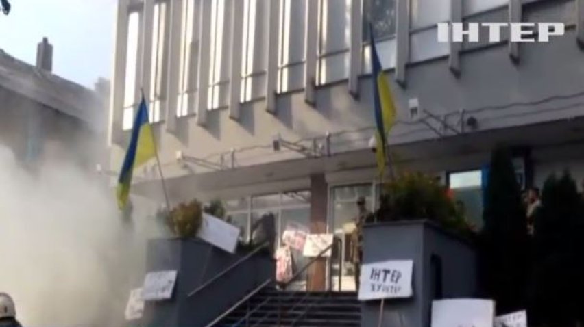 Напад на "Інтер" здійснили дві організовані групи