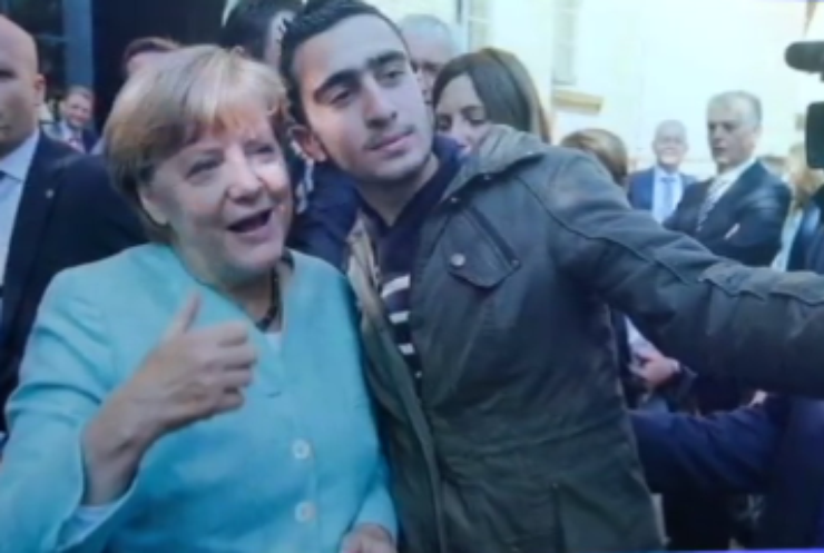 Сириец будет судиться с Facebook из-за фото с Меркель