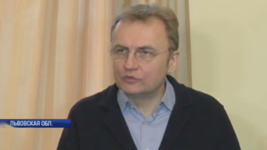 Андрей Садовой просит денег из госбюджета на борьбу с мусором