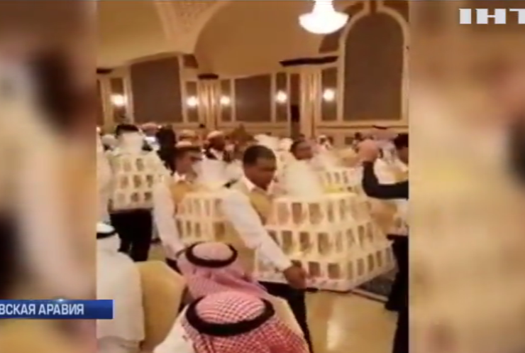 В Саудовской Аравии всем гостям свадьбы подарили IPhone 8