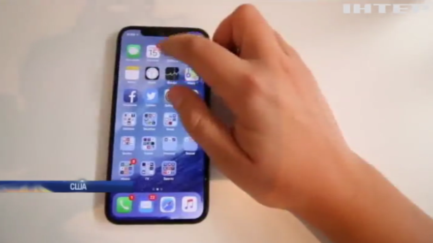 Компания Apple уволила инженера за видеоролик