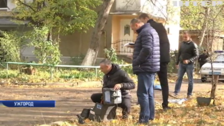 В Ужгороді "замінували" автівку прокурора