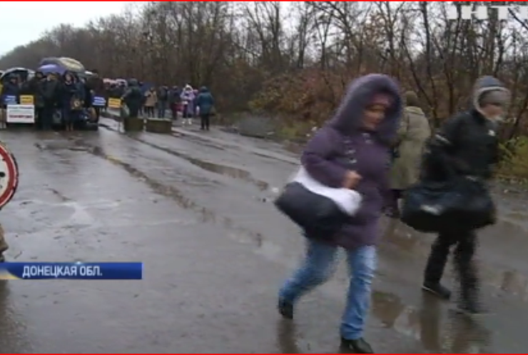 Война на Донбассе: боевики прикрываются мирными жителями