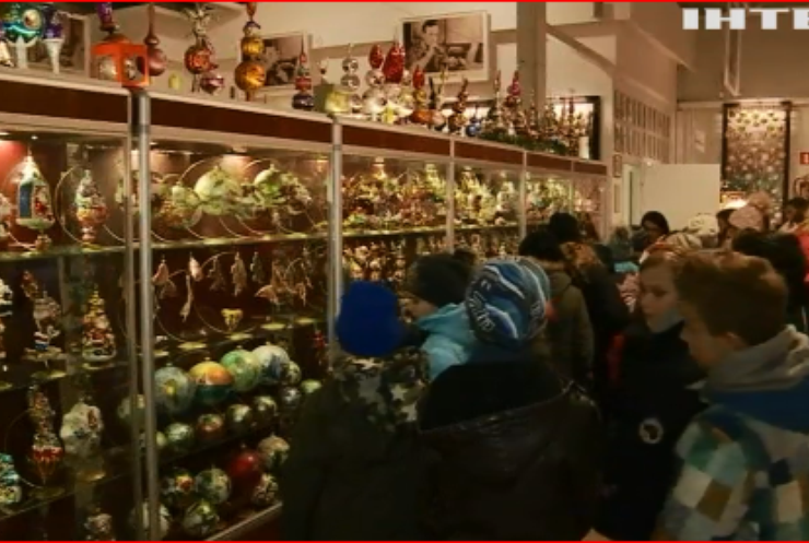 У Польщі показали різдвяні іграшки з усього світу (відео)