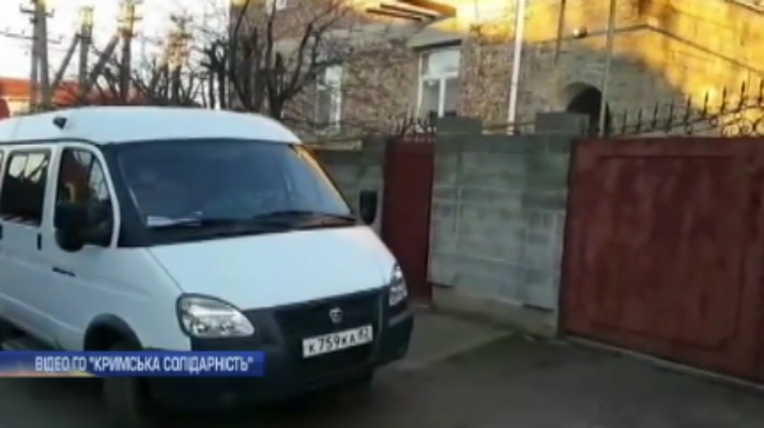 У Криму обшукали будинок шкільного психолога