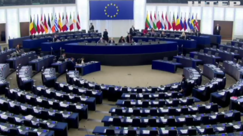 Европарламент принял резолюцию о политзаключенных в России