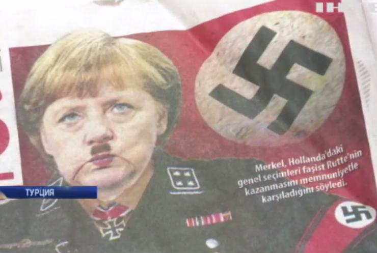 В Турции Меркель сравнили с Гитлером