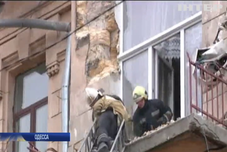 В Одессе обрушились два жилых здания 