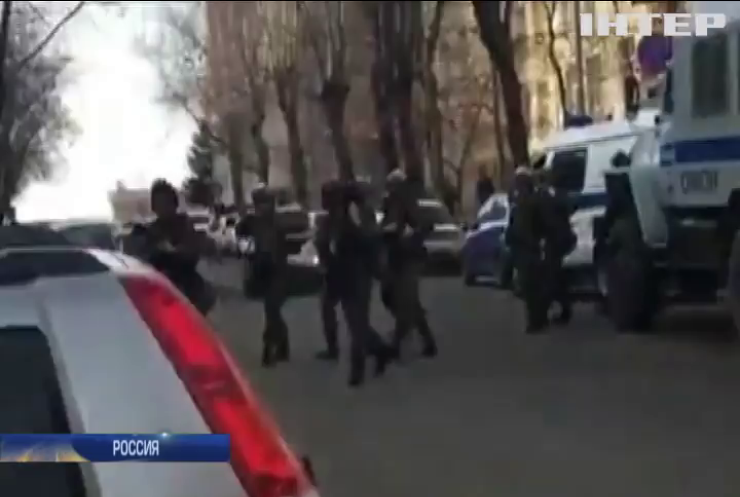 В России подросток открыл стрельбу в здании ФСБ 