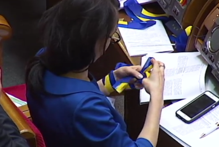 Депутаты бурно радовались безвизовому режиму (видео)
