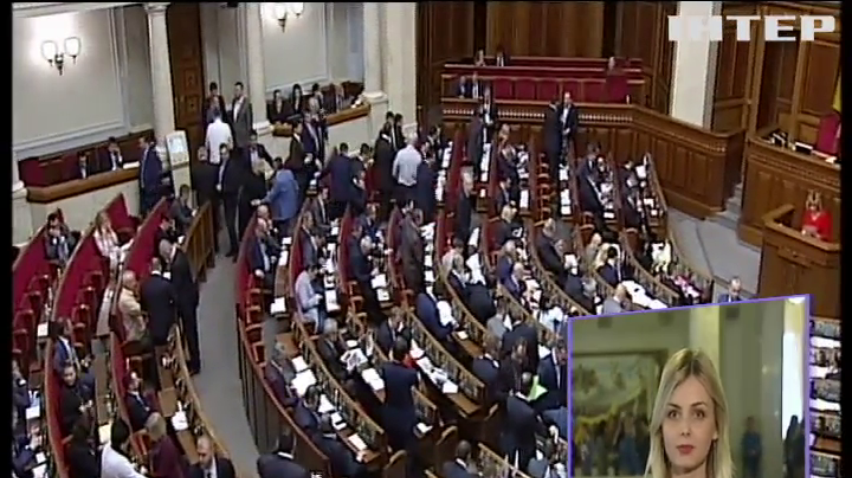 Парламент дозволив перетворити лікарні у підприємства