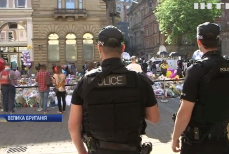 У Манчестері поліція затримала батька і брата підозрюваного у теракті
