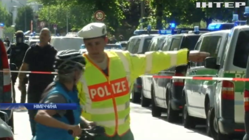 В Німеччині пасажир потягу розстріляв поліцейських