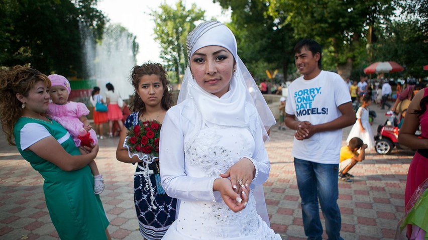 У Киргизстані оголосили "війну" примусовим шлюбам (відео)