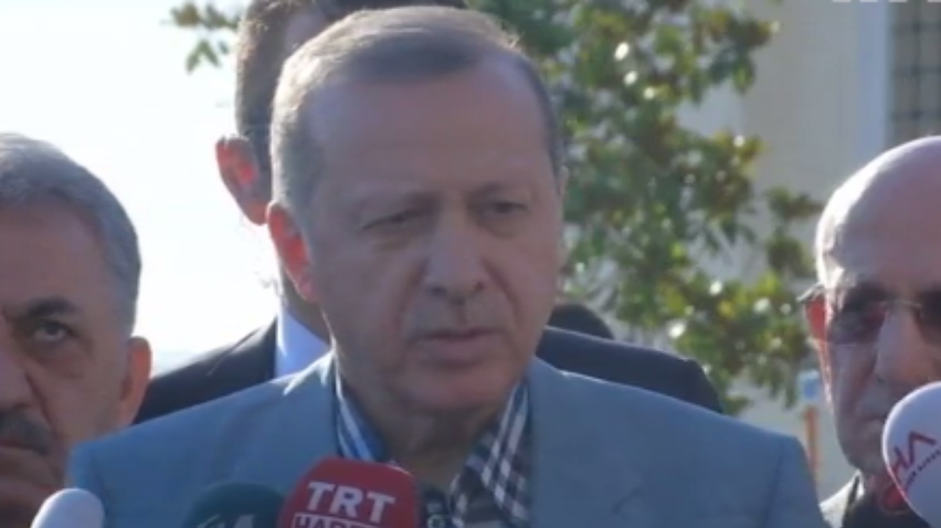 Эрдоган упал в обморок во время молитвы