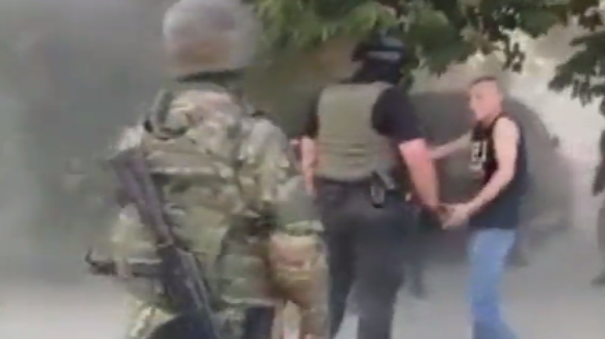 Разборки в Кировоградской области: полиция подралась с "Донбассом"