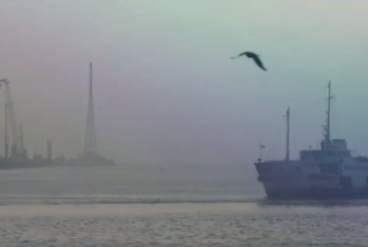 У Стамбулі туман паралізував рух Босфором