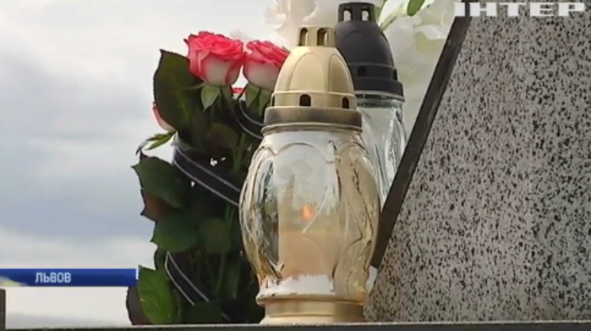 Трагедия в Скнилове: выжившие и родные почтили память жертв