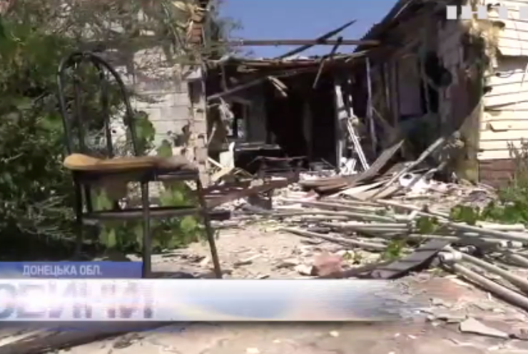 У Мар'їнці бойовики обстрілюють житлові будинки